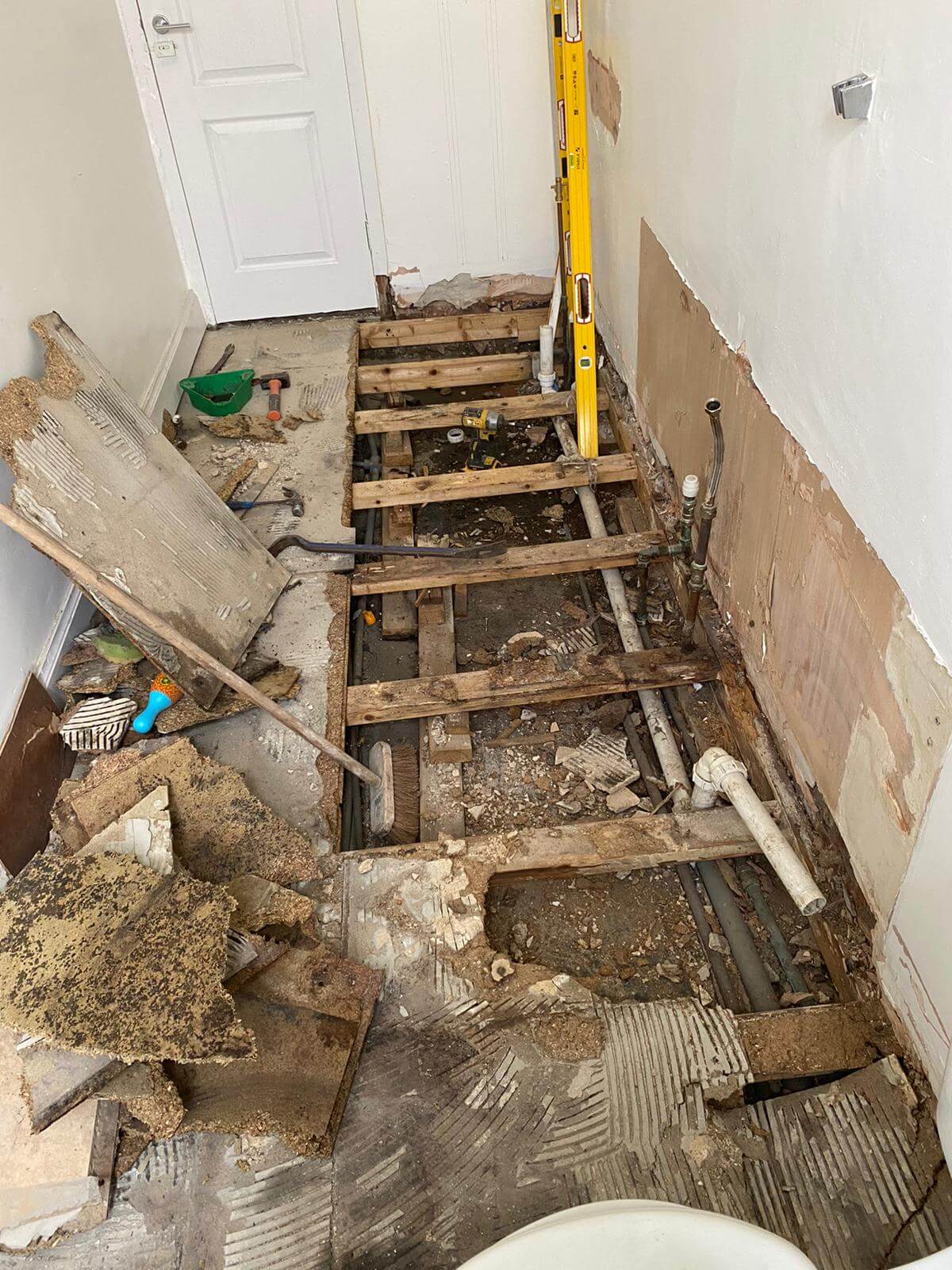 New bathroom fitting revealed rotten floor joists that