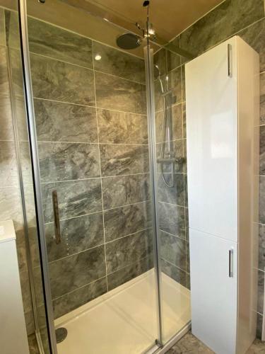 shower-basin-fitting